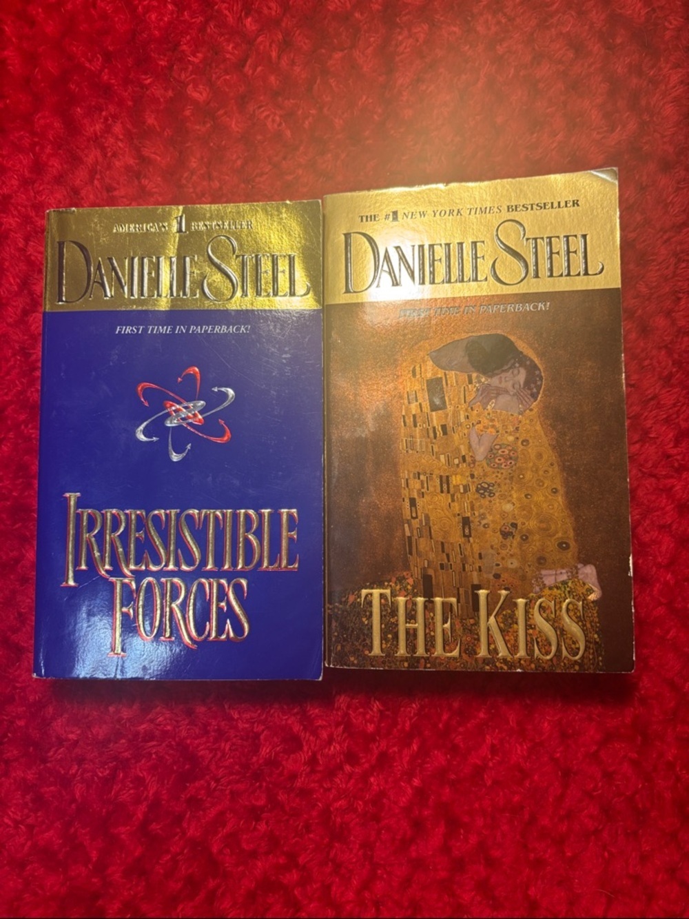Danielle Steel Paperback Bundle - Irresistible Forces & The Kiss